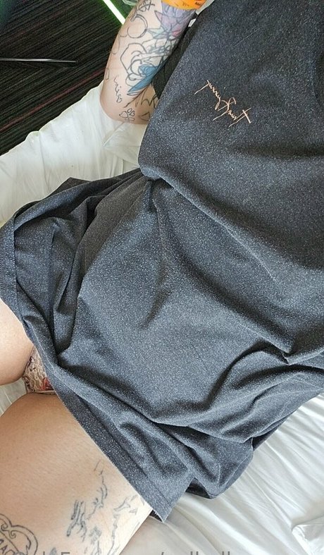Foto di nudo di fuga di OnlyFans di Valhallaqueen