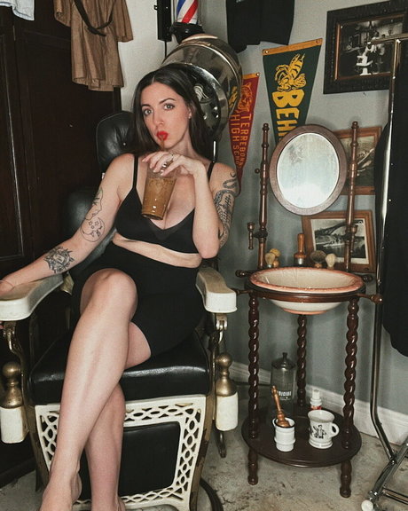 Prettysadiereed