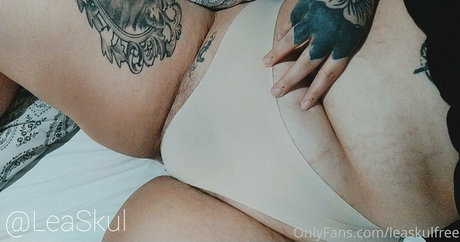 Foto di nudo di fuga di OnlyFans di Leaskulfree