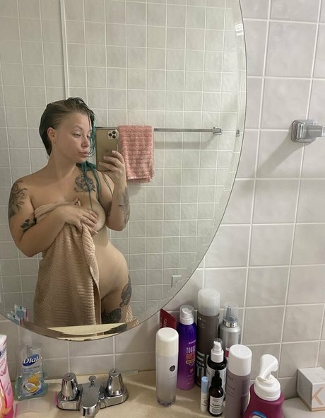 Foto di nudo di fuga di OnlyFans di Ghostiiexo