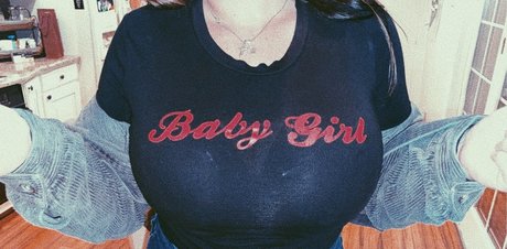 Foto di nudo di fuga di OnlyFans di Angie