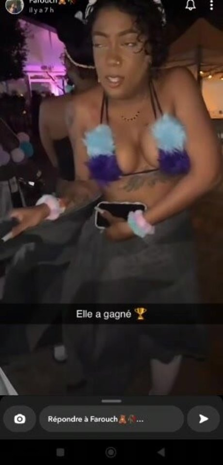 Foto di nudo di fuga di OnlyFans di Nude Antilles
