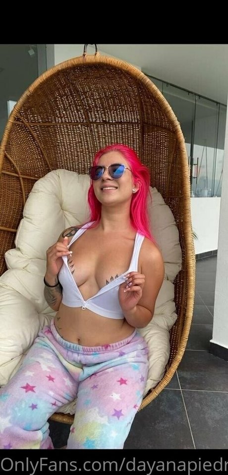 Foto di nudo di fuga di OnlyFans di Nadinselin
