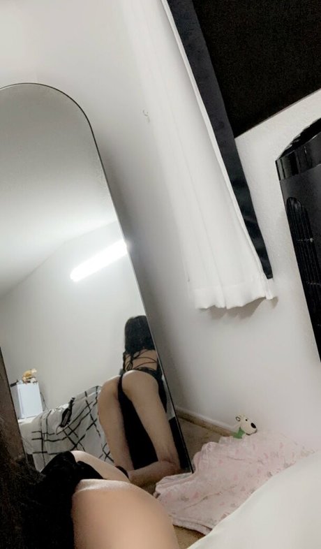 Foto di nudo di fuga di OnlyFans di Yunaiyahox