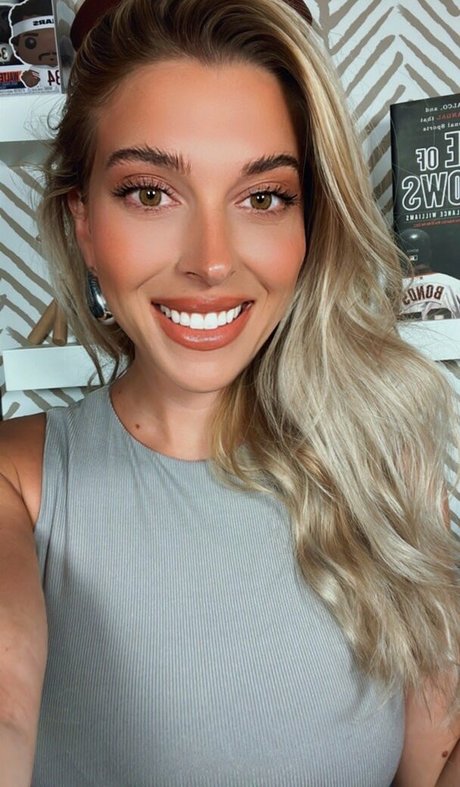 Foto di nudo di fuga di OnlyFans di Taylor Mathis