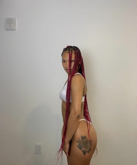 Foto di nudo di fuga di OnlyFans di Curlyfryk