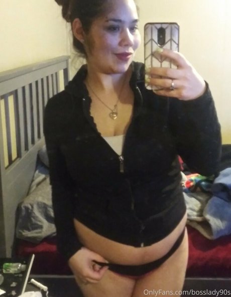 Foto di nudo di fuga di OnlyFans di Vipbosslady90s
