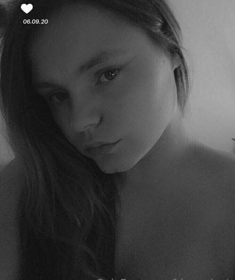 Foto di nudo di fuga di OnlyFans di Kimprivat