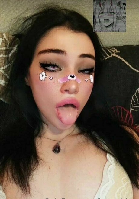 Foto di nudo di fuga di OnlyFans di Luzgoddes