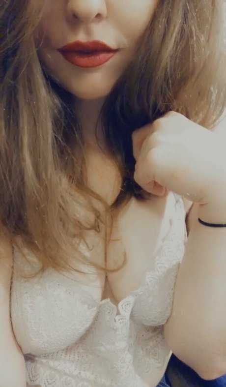 Foto di nudo di fuga di OnlyFans di Mynameiscat