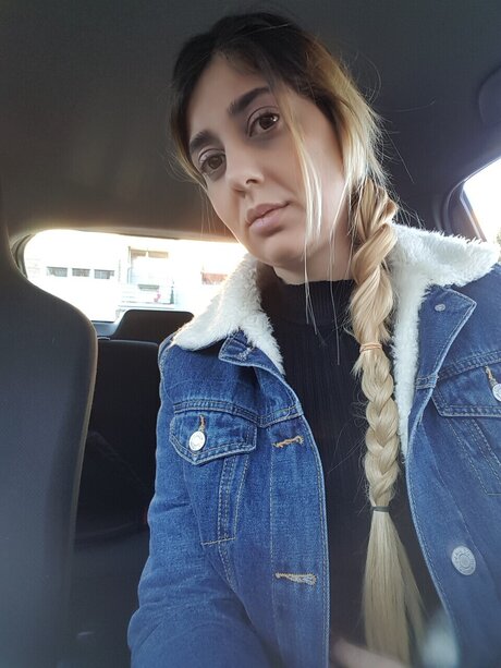 Foto di nudo di fuga di OnlyFans di Melina