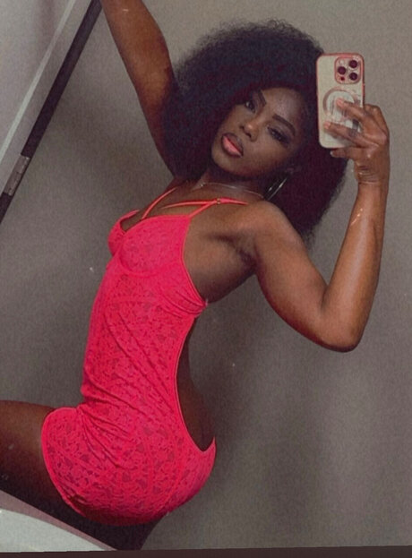 Foto di nudo di fuga di OnlyFans di Diamond