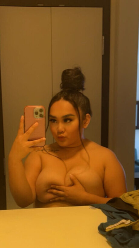 Foto di nudo di fuga di OnlyFans di Tasteofmalinaaa