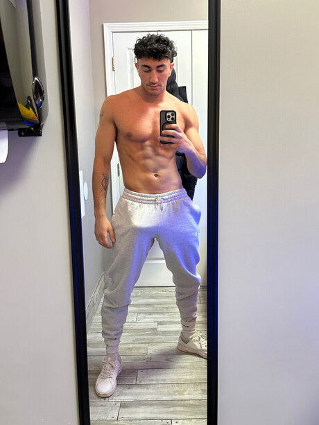 Foto di nudo di fuga di OnlyFans di Jared