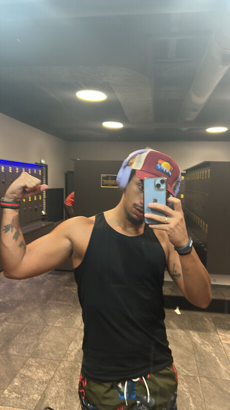 Foto di nudo di fuga di OnlyFans di Andy Ricci