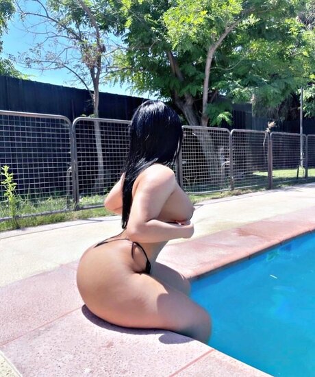 Foto di nudo di fuga di OnlyFans di Shula Hot