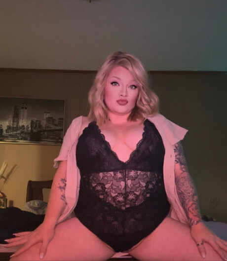 Foto di nudo di fuga di OnlyFans di Phoenix Cruz