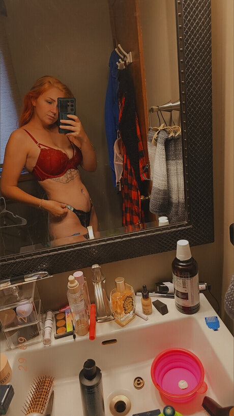 Foto di nudo di fuga di OnlyFans di Sexybatman