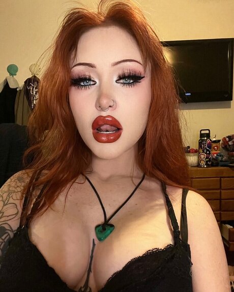 Foto di nudo di fuga di OnlyFans di 