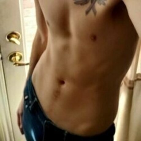 Foto di nudo di fuga di OnlyFans di Coach Hung