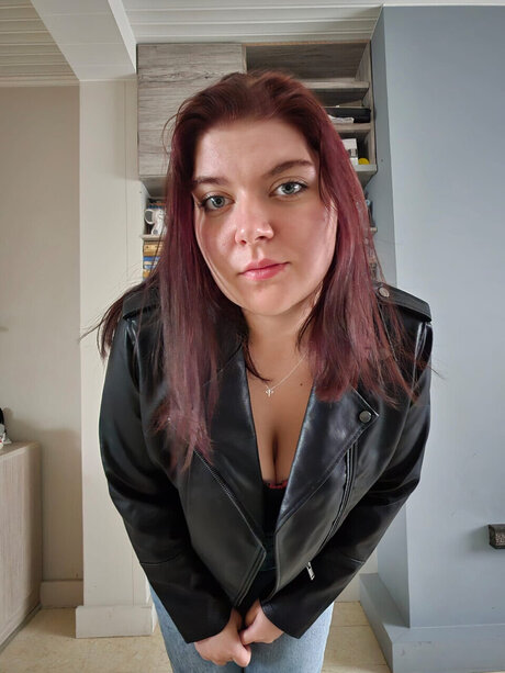 Foto di nudo di fuga di OnlyFans di Wiki Rosse