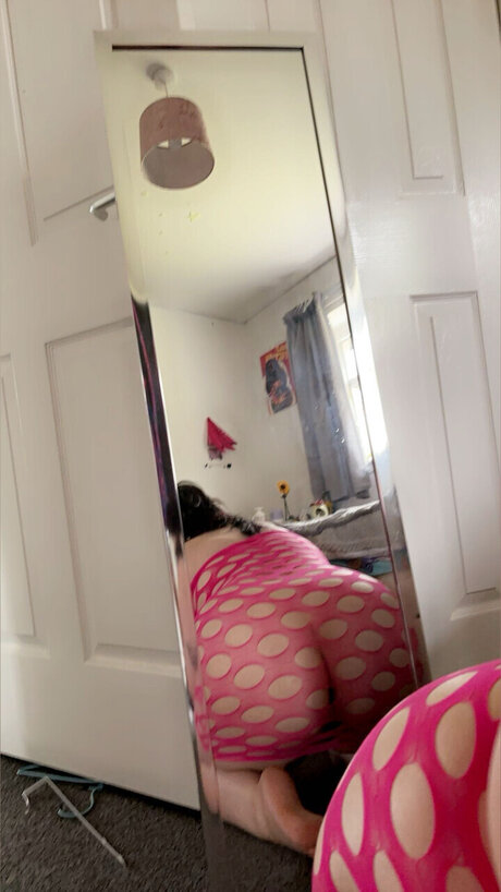 Foto di nudo di fuga di OnlyFans di Pinky