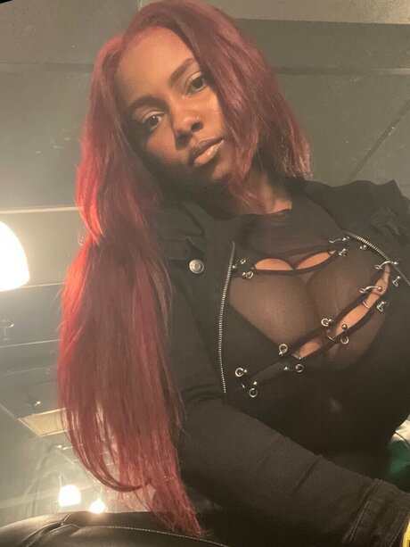 Foto di nudo di fuga di OnlyFans di Plae