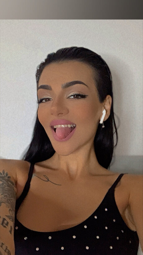 Foto di nudo di fuga di OnlyFans di Lina Kova