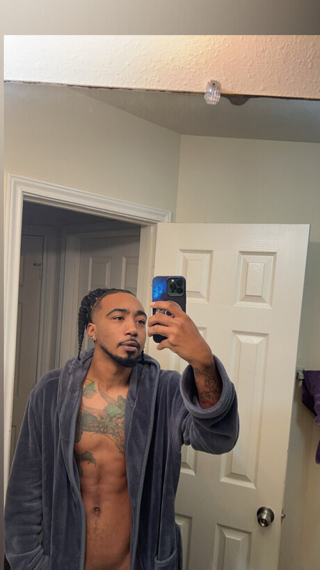 Foto di nudo di fuga di OnlyFans di King Nino