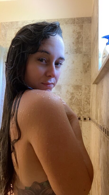 Foto di nudo di fuga di OnlyFans di Alicia Lexington