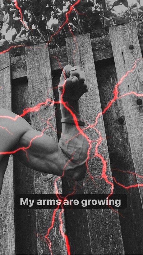 Foto di nudo di fuga di OnlyFans di Cameron