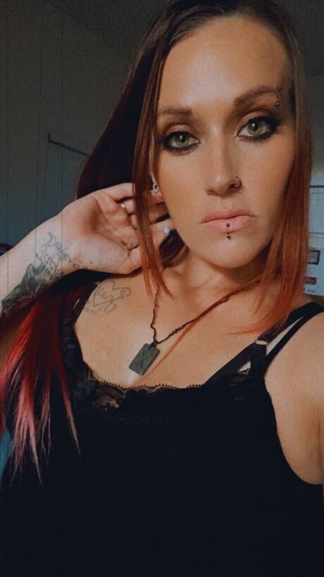 Foto di nudo di fuga di OnlyFans di M Nasty