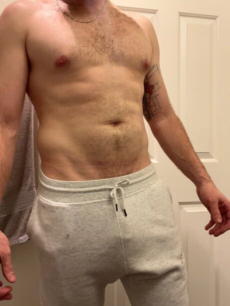 Foto di nudo di fuga di OnlyFans di Tony Murane