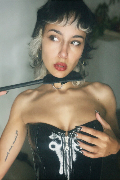 Foto di nudo di fuga di OnlyFans di  