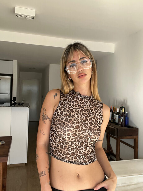 Foto di nudo di fuga di OnlyFans di Lola