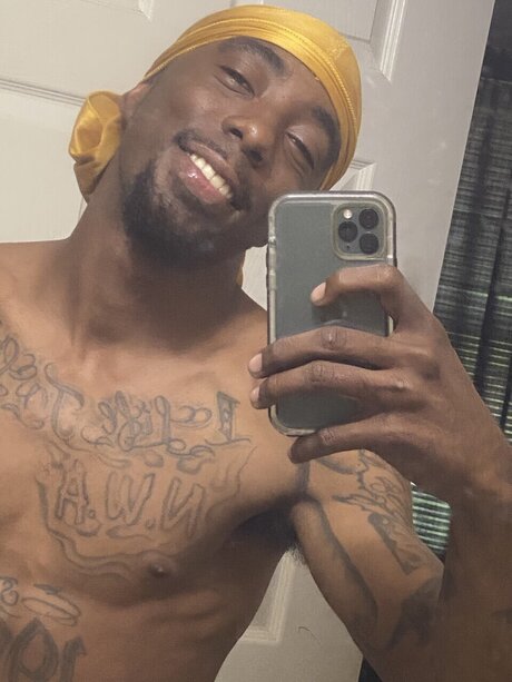 Foto di nudo di fuga di OnlyFans di Kingrjay