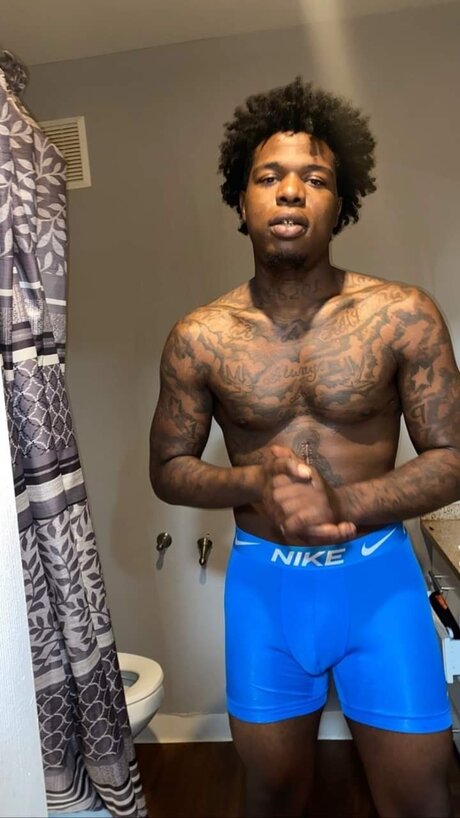 Foto di nudo di fuga di OnlyFans di Champpxxx