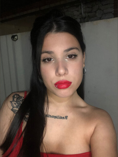 Foto di nudo di fuga di OnlyFans di Atenea