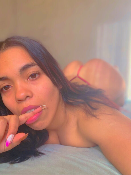Foto di nudo di fuga di OnlyFans di Flornatiiivip