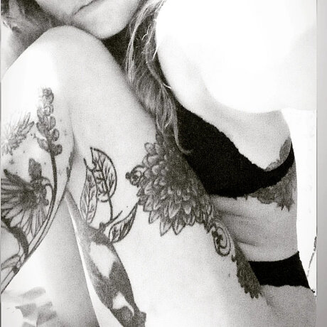 Foto di nudo di fuga di OnlyFans di Luli