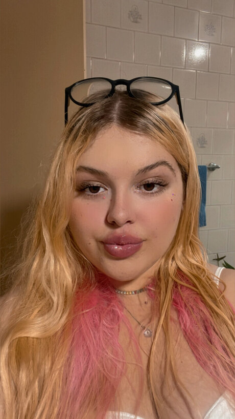 Foto di nudo di fuga di OnlyFans di Yasmin