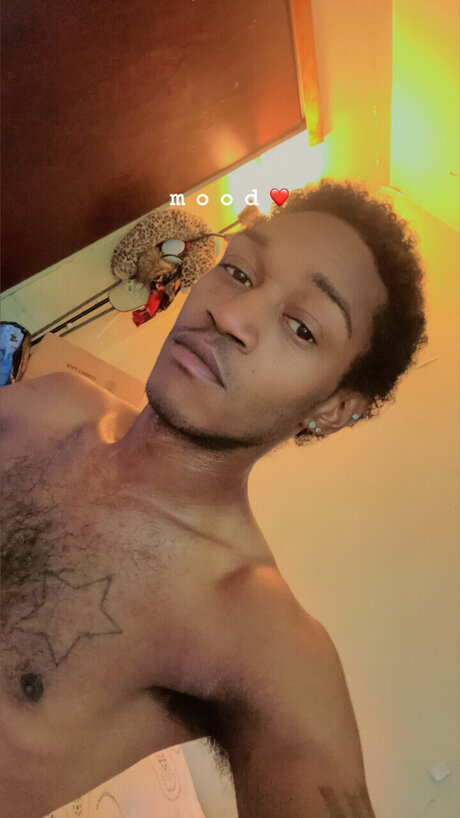 Foto di nudo di fuga di OnlyFans di Maddox