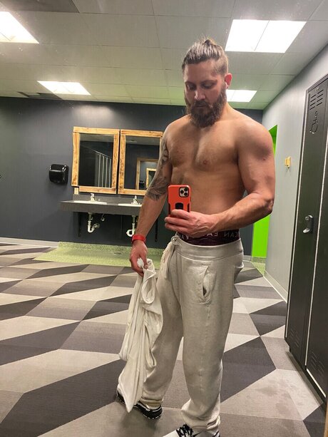 Foto di nudo di fuga di OnlyFans di Dv8doug