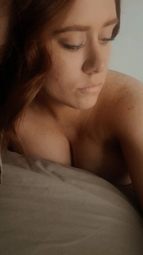 Foto di nudo di fuga di OnlyFans di Spice