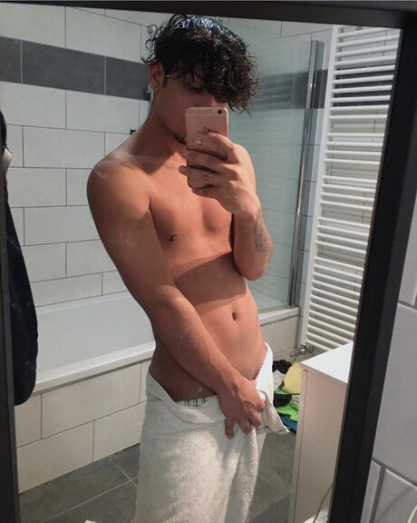 Foto di nudo di fuga di OnlyFans di Vynmrc