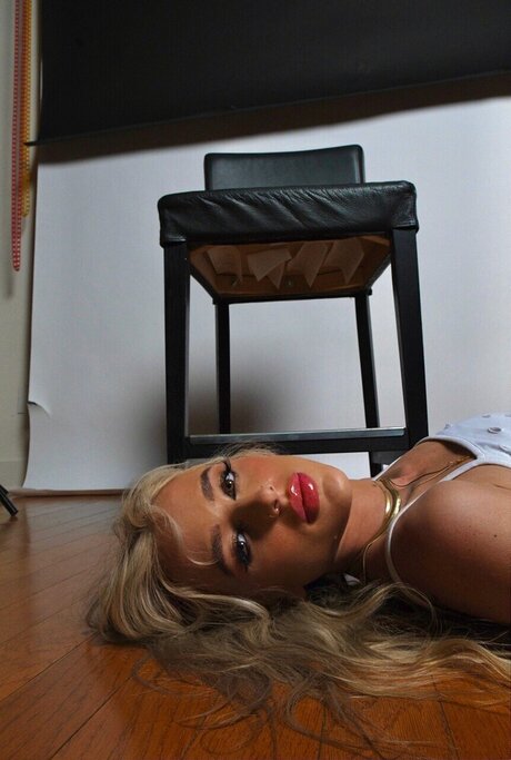 Foto di nudo di fuga di OnlyFans di Alice