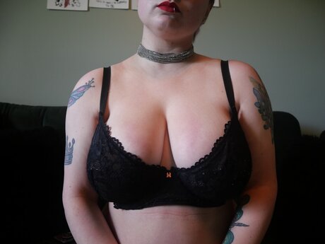 Foto di nudo di fuga di OnlyFans di Juliet Rose