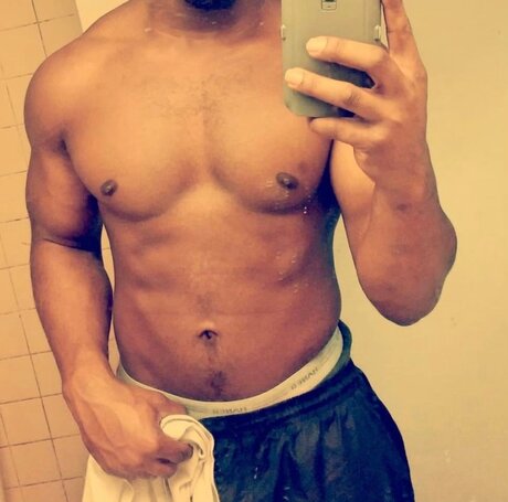 Foto di nudo di fuga di OnlyFans di The Assassin 