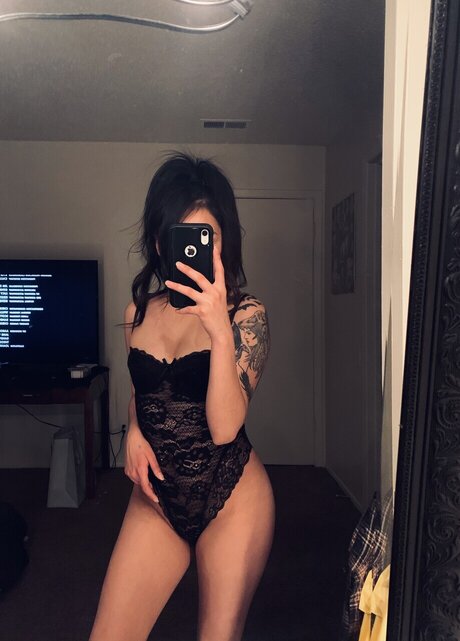 Foto di nudo di fuga di OnlyFans di 