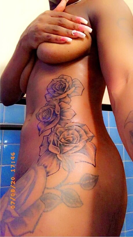 Foto di nudo di fuga di OnlyFans di Ittybitty